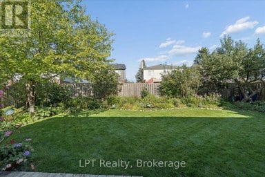 22 ENNISCLARE PLACE Whitby (Pringle Creek) Ontario photo 47