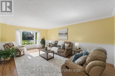 22 ENNISCLARE PLACE Whitby (Pringle Creek) Ontario photo 6