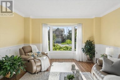 22 ENNISCLARE PLACE Whitby (Pringle Creek) Ontario photo 7