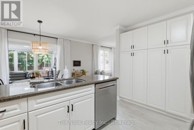 733 SUNDANCE CIRCLE Oshawa (Northglen) Ontario photo 13