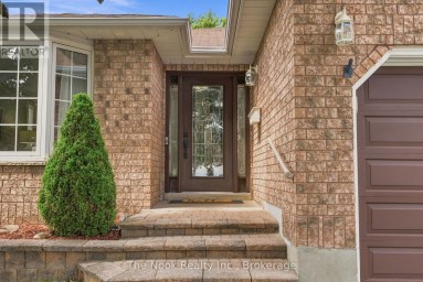 733 SUNDANCE CIRCLE Oshawa (Northglen) Ontario photo 2