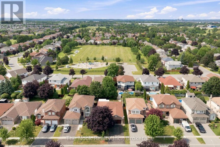 733 SUNDANCE CIRCLE, Oshawa (Northglen), Ontario, L1J8N9