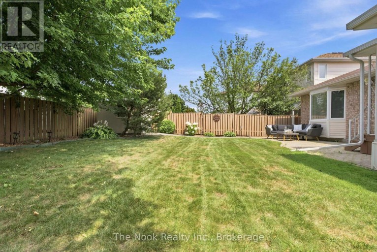 733 SUNDANCE CIRCLE, Oshawa (Northglen), Ontario, L1J8N9