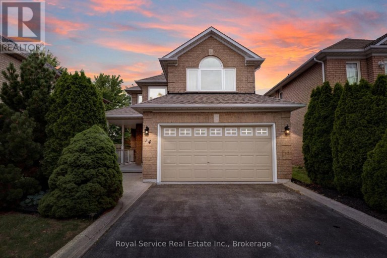 34 BRIDLEWOOD BOULEVARD, Whitby (Rolling Acres), Ontario, L1R3C8