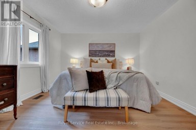 34 BRIDLEWOOD BOULEVARD Whitby (Rolling Acres) Ontario photo 21