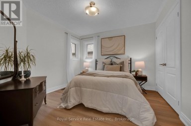 34 BRIDLEWOOD BOULEVARD Whitby (Rolling Acres) Ontario photo 33