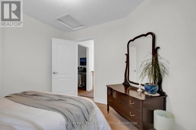 34 BRIDLEWOOD BOULEVARD Whitby (Rolling Acres) Ontario photo 34