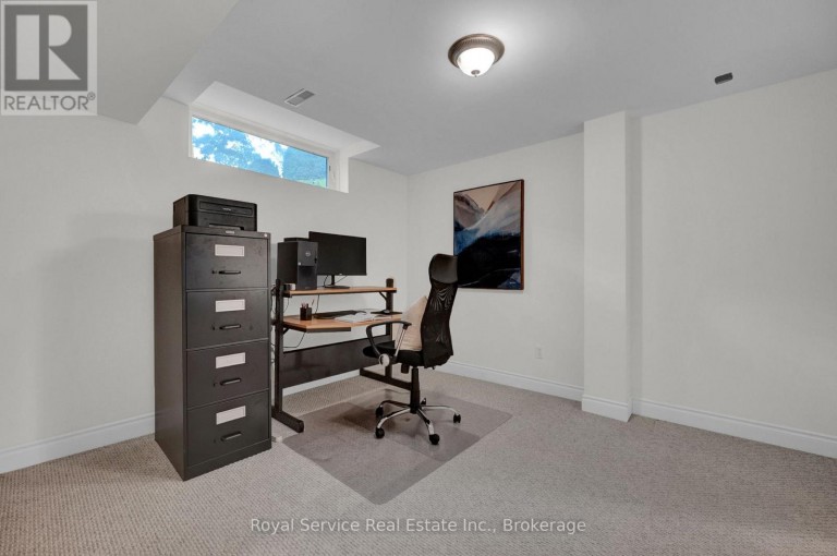 34 BRIDLEWOOD BOULEVARD, Whitby (Rolling Acres), Ontario, L1R3C8