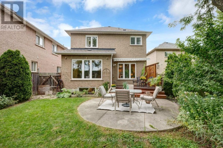 34 BRIDLEWOOD BOULEVARD, Whitby (Rolling Acres), Ontario, L1R3C8