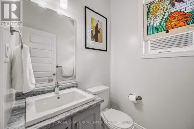 209 MILL POND PLACE, Kingston (West Of Sir John A. Blvd) Ontario