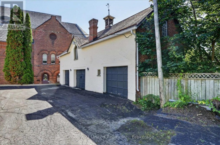 135 WALTON STREET, Port Hope, Ontario, L1A1N4