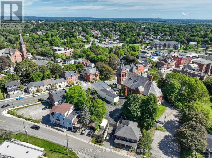 135 WALTON STREET, Port Hope, Ontario, L1A1N4