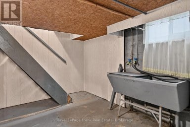 466 EDISON AVENUE Peterborough (Otonabee Ward 1) Ontario photo 28