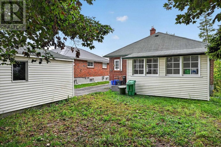 466 EDISON AVENUE, Peterborough (Otonabee Ward 1), Ontario, K9J4G3