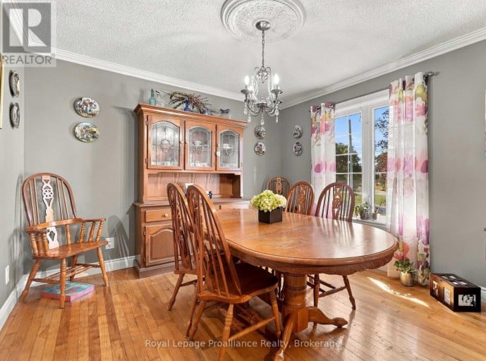 99 WESTWIND CRESCENT, Prince Edward County (Wellington Ward), Ontario, K0K3L0