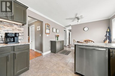 99 WESTWIND CRESCENT Prince Edward County (Wellington Ward) Ontario photo 16