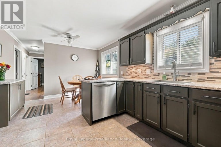 99 WESTWIND CRESCENT, Prince Edward County (Wellington Ward), Ontario, K0K3L0