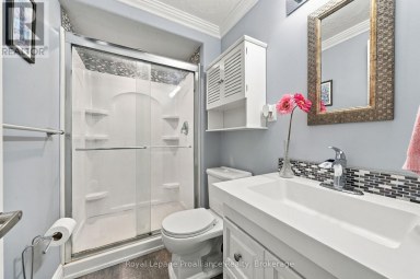 99 WESTWIND CRESCENT Prince Edward County (Wellington Ward) Ontario photo 28