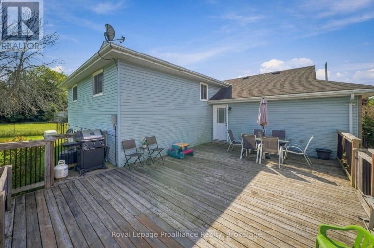 99 WESTWIND CRESCENT, Prince Edward County (Wellington Ward), Ontario, K0K3L0