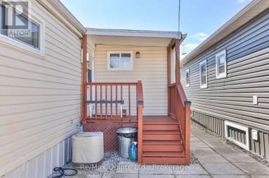 44 - 311 DUNDAS STREET Quinte West (Trenton Ward) Ontario photo 22