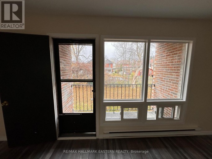 203 - 106 LANSDOWNE STREET, Peterborough (Town Ward 3), Ontario, K9J1Y1