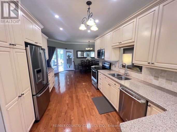 18 WILSON LANE, Hastings Highlands (Herschel Ward), Ontario, K0L1C0