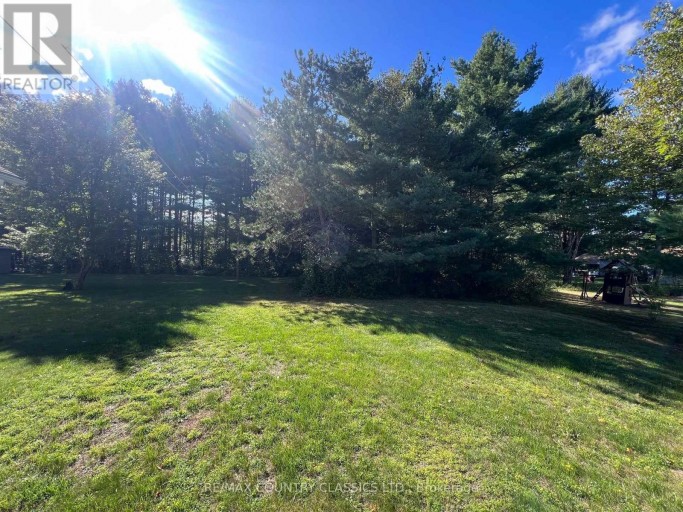18 WILSON LANE, Hastings Highlands (Herschel Ward), Ontario, K0L1C0