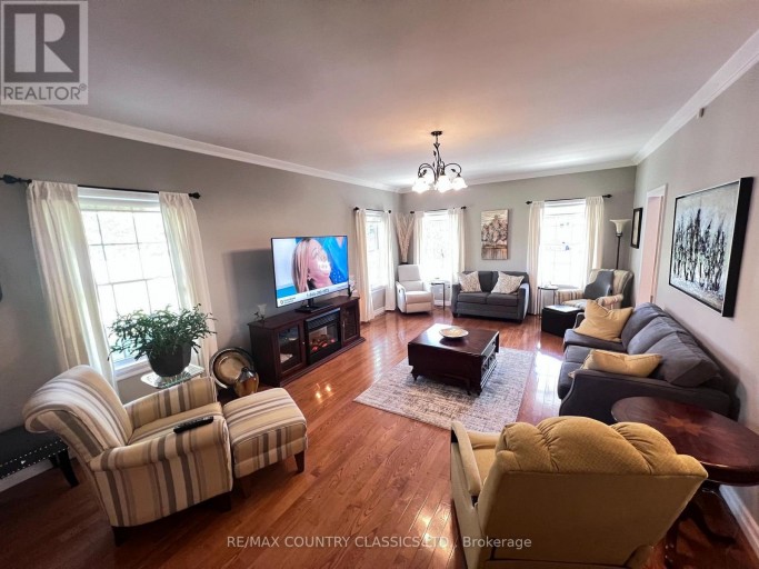 18 WILSON LANE, Hastings Highlands (Herschel Ward), Ontario, K0L1C0