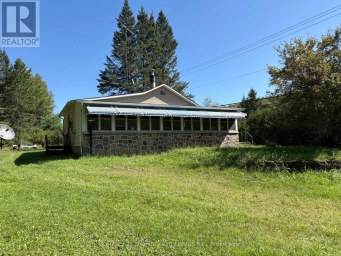 38871 COMBERMERE ROAD Madawaska Valley Ontario photo 3