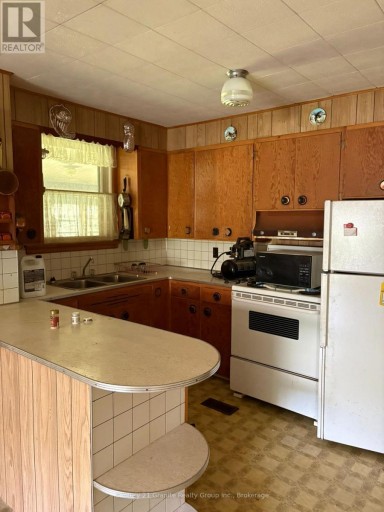 38871 COMBERMERE ROAD, Madawaska Valley, Ontario, K0J1L0