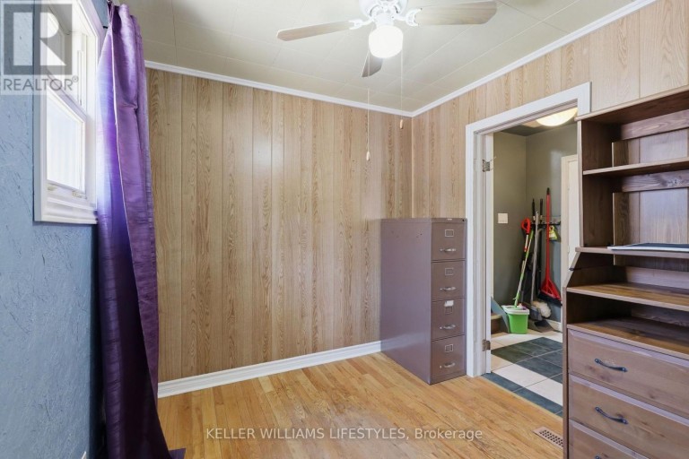 118 EMERY STREET W, London South (South E), Ontario, N6J1S1