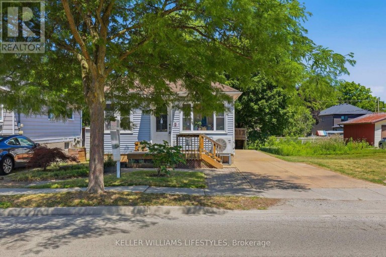 118 EMERY STREET W, London South (South E), Ontario, N6J1S1