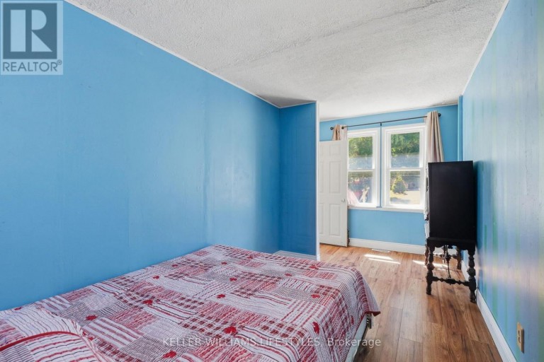 118 EMERY STREET W, London South (South E), Ontario, N6J1S1