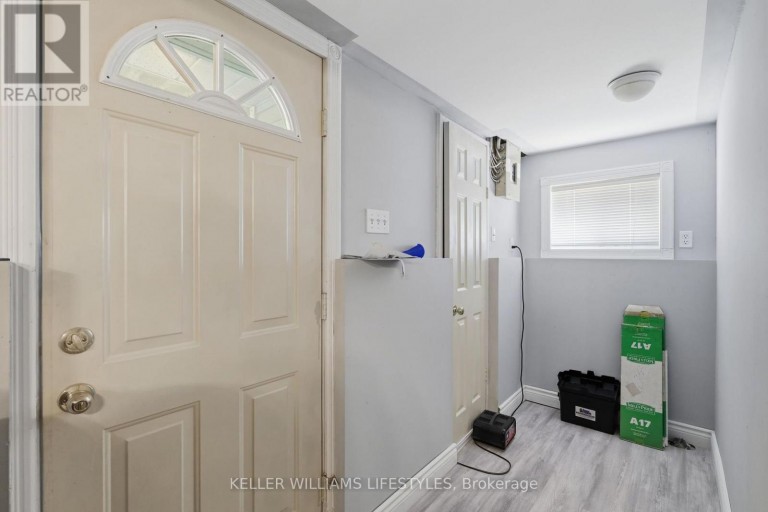 118 EMERY STREET W, London South (South E), Ontario, N6J1S1