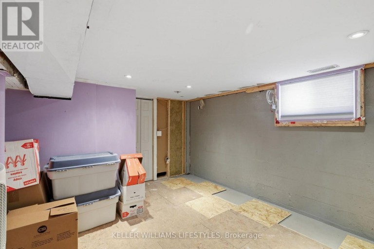 118 EMERY STREET W, London South (South E), Ontario, N6J1S1