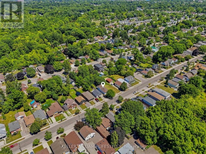 118 EMERY STREET W, London South (South E), Ontario, N6J1S1