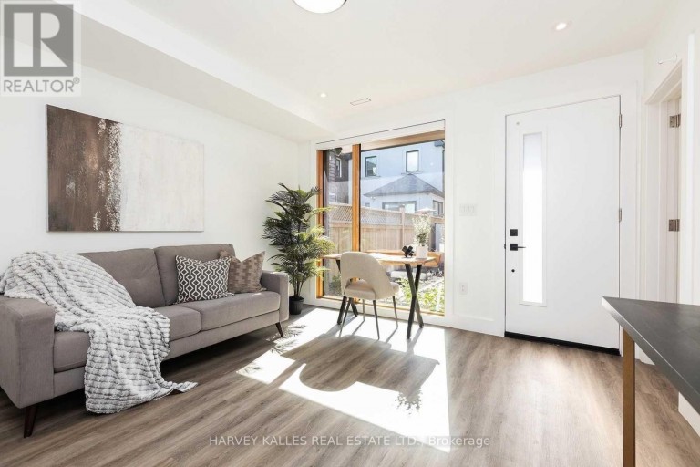 165R WYCHWOOD AVENUE, Toronto (Humewood-Cedarvale), Ontario, M6C2T4