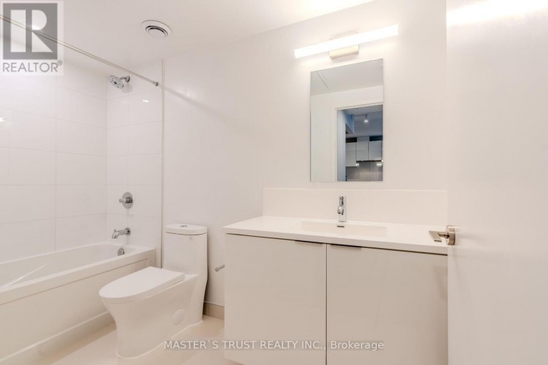 1916 - 230 SIMCOE STREET S, Toronto (Kensington-Chinatown), Ontario, M5T1T4