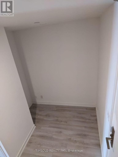 33 HELENDALE AVENUE, Toronto (Yonge-Eglinton), Ontario, M4R0A4