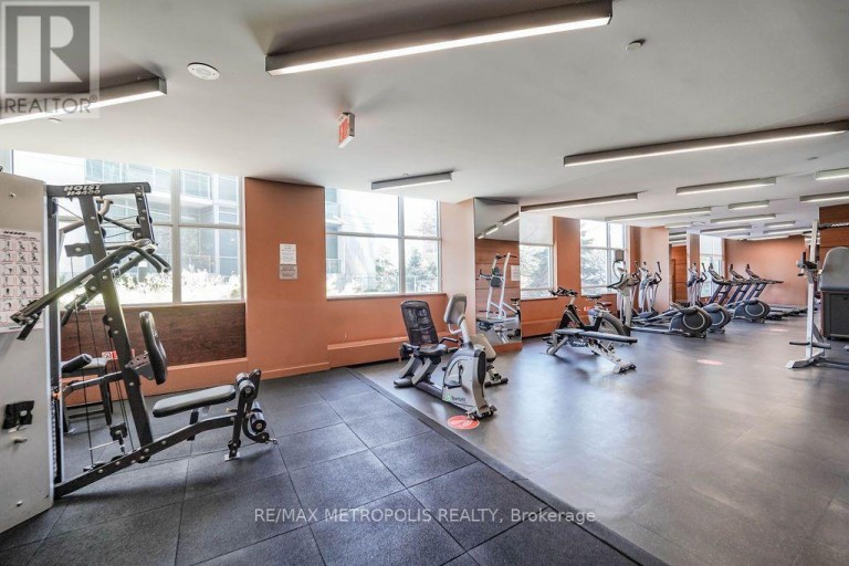 2304 - 2015 SHEPPARD AVENUE E, Toronto (Henry Farm), Ontario, M2J0B3