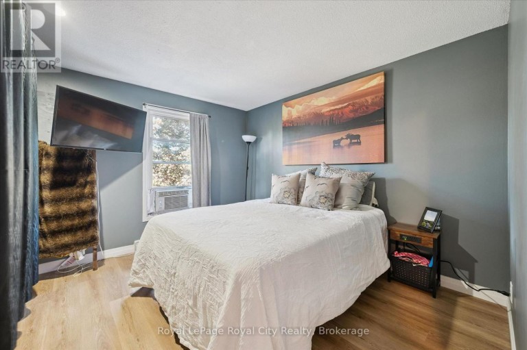 18 - 80 BURNS DRIVE, Guelph (Riverside Park), Ontario, N1H6V9