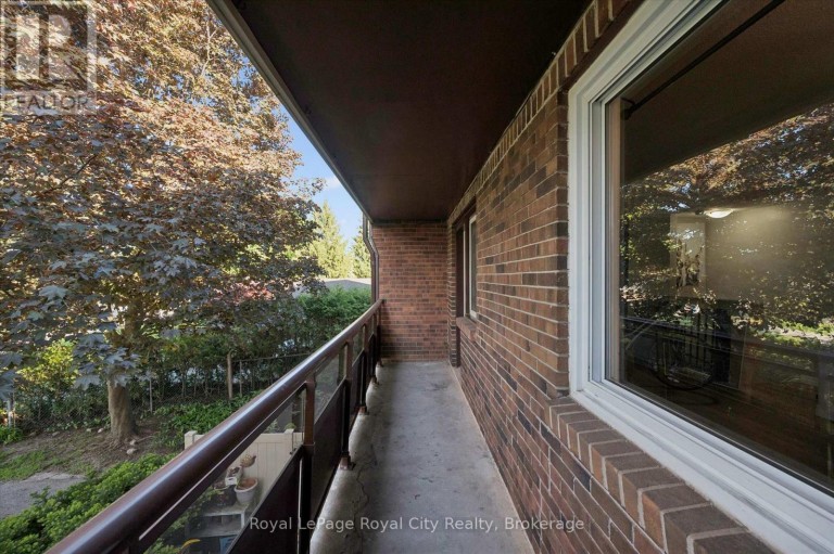 18 - 80 BURNS DRIVE, Guelph (Riverside Park), Ontario, N1H6V9