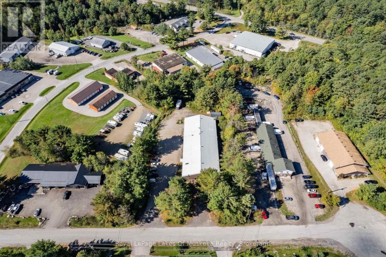 11 GRAY ROAD, Bracebridge (Macaulay), Ontario, P1L1P8