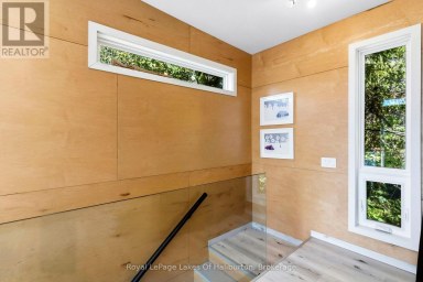 1130 MELANIE LANE, Highlands East (Glamorgan) Ontario
