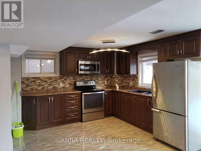 BSMT - 11 LUCE DRIVE, Ajax (Northeast Ajax), Ontario, L1Z0K2