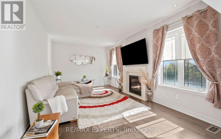 939 GREEN STREET, Innisfil (Lefroy), Ontario, L0L1W0