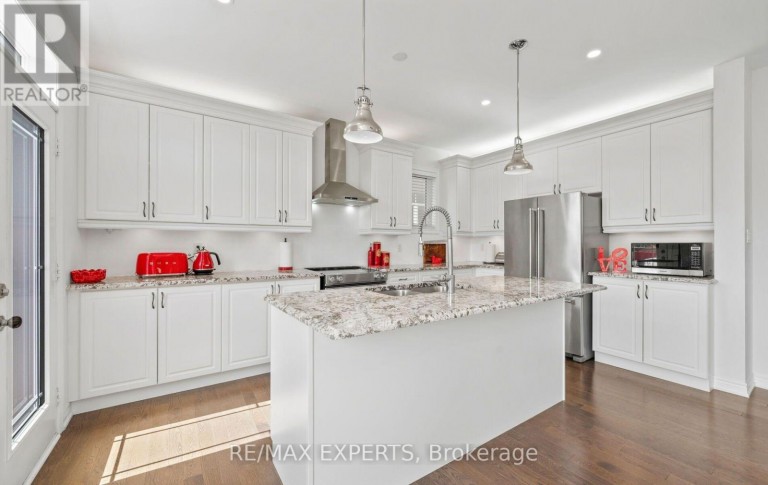 939 GREEN STREET, Innisfil (Lefroy), Ontario, L0L1W0