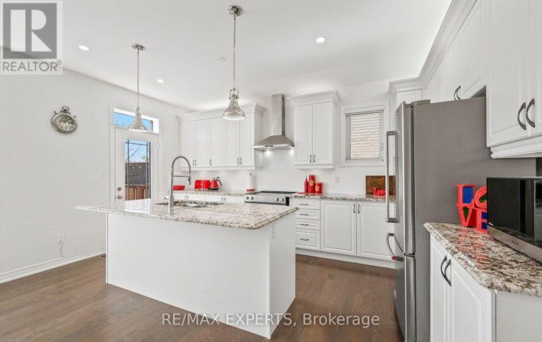 939 GREEN STREET, Innisfil (Lefroy), Ontario, L0L1W0