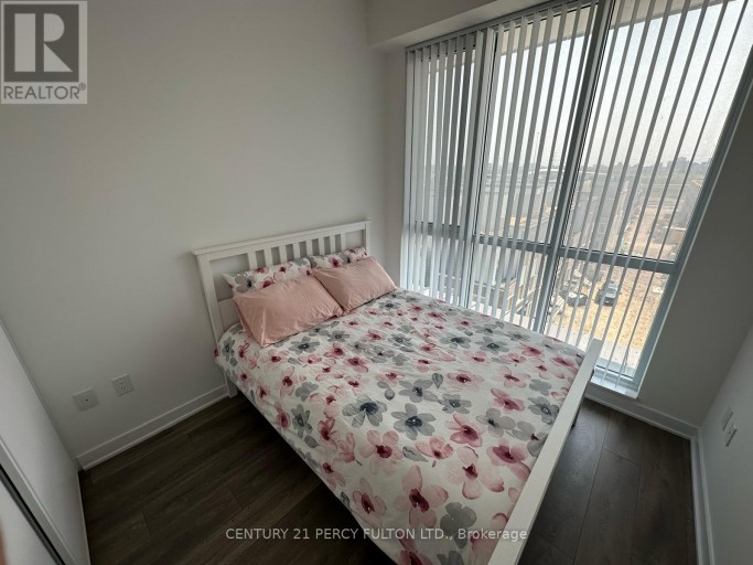 512 - 10 HONEYCRISP CRESCENT, Vaughan (Vaughan Corporate Centre), Ontario, L4K0M7