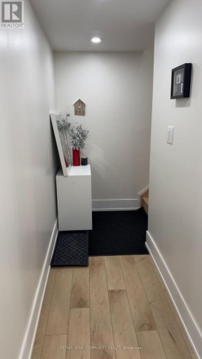 BASEMENT - 204 MCCAFFREY ROAD, Newmarket (Summerhill Estates), Ontario, L3X1J9
